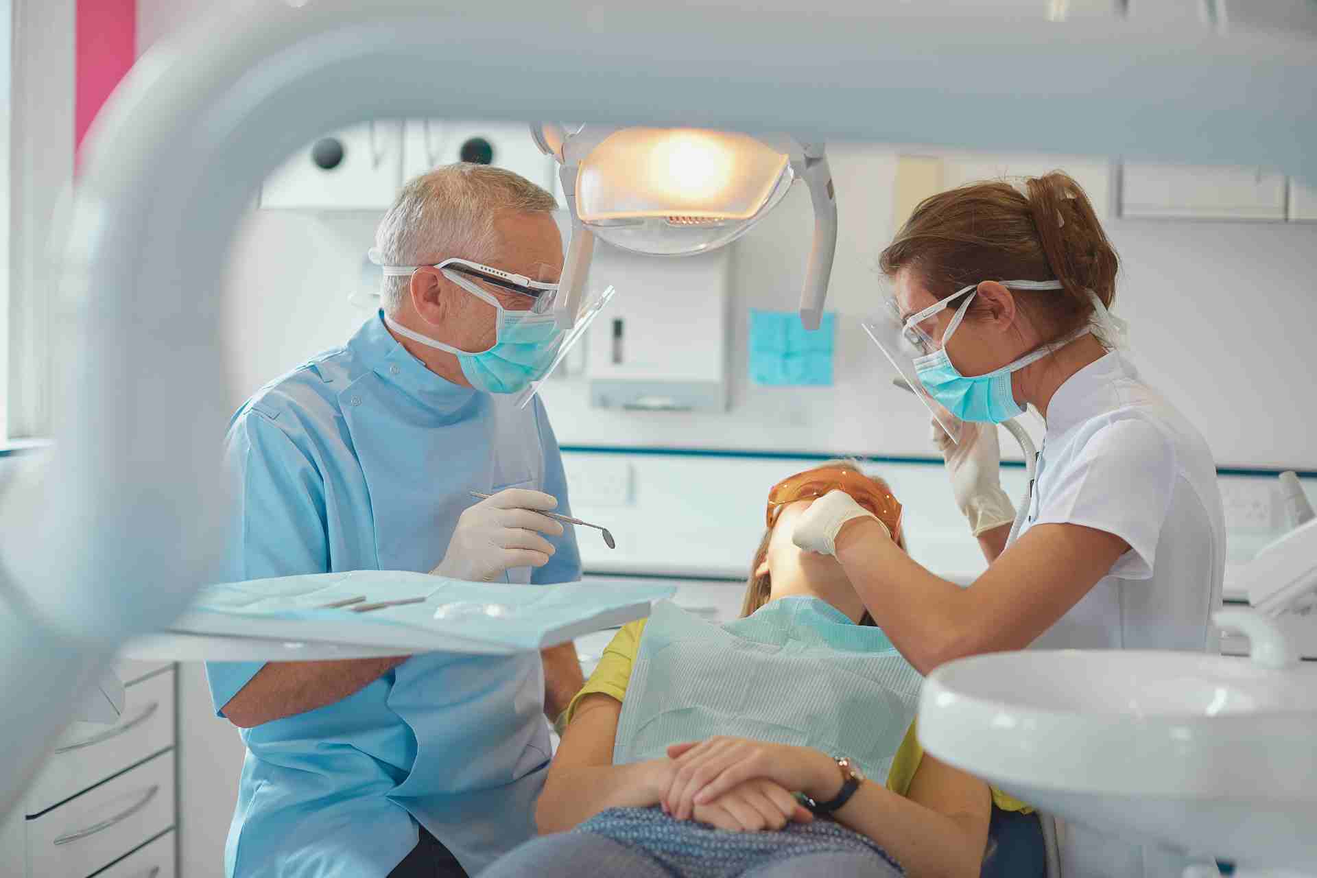 Dentist in Holcomb, KS